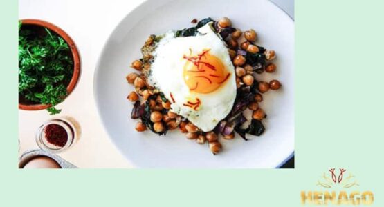 Ăn sáng cùng trứng ốp la Saffron với đậu gà